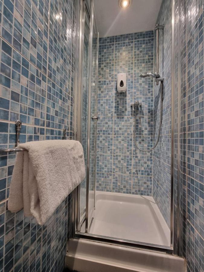 Private Rooms Бат Экстерьер фото